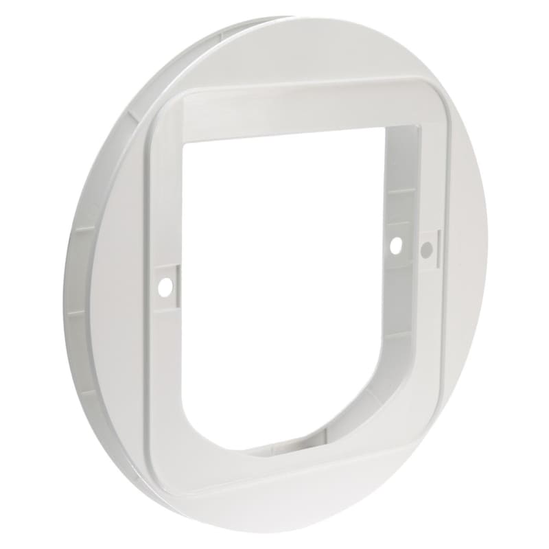 Chip activated store cat flap